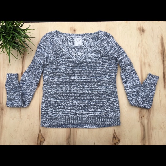 Abercrombie & Fitch Sweaters - Abercrombie & Fitch sweater
